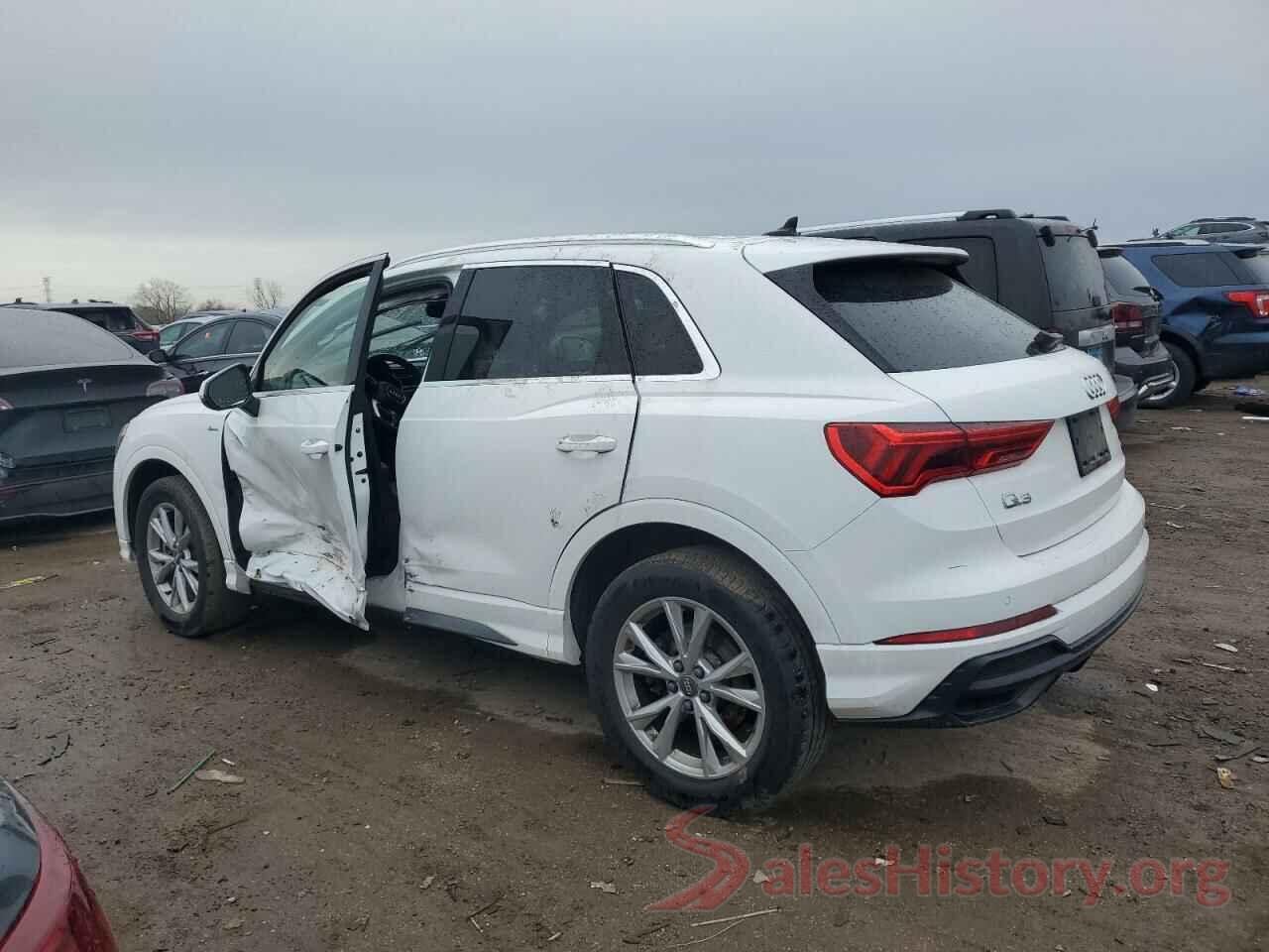 WA1DECF33M1000820 2021 AUDI Q3