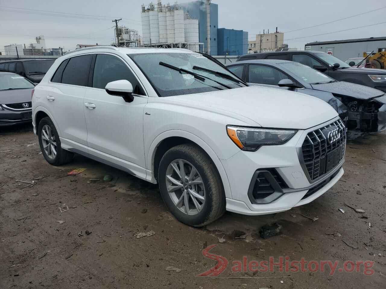 WA1DECF33M1000820 2021 AUDI Q3