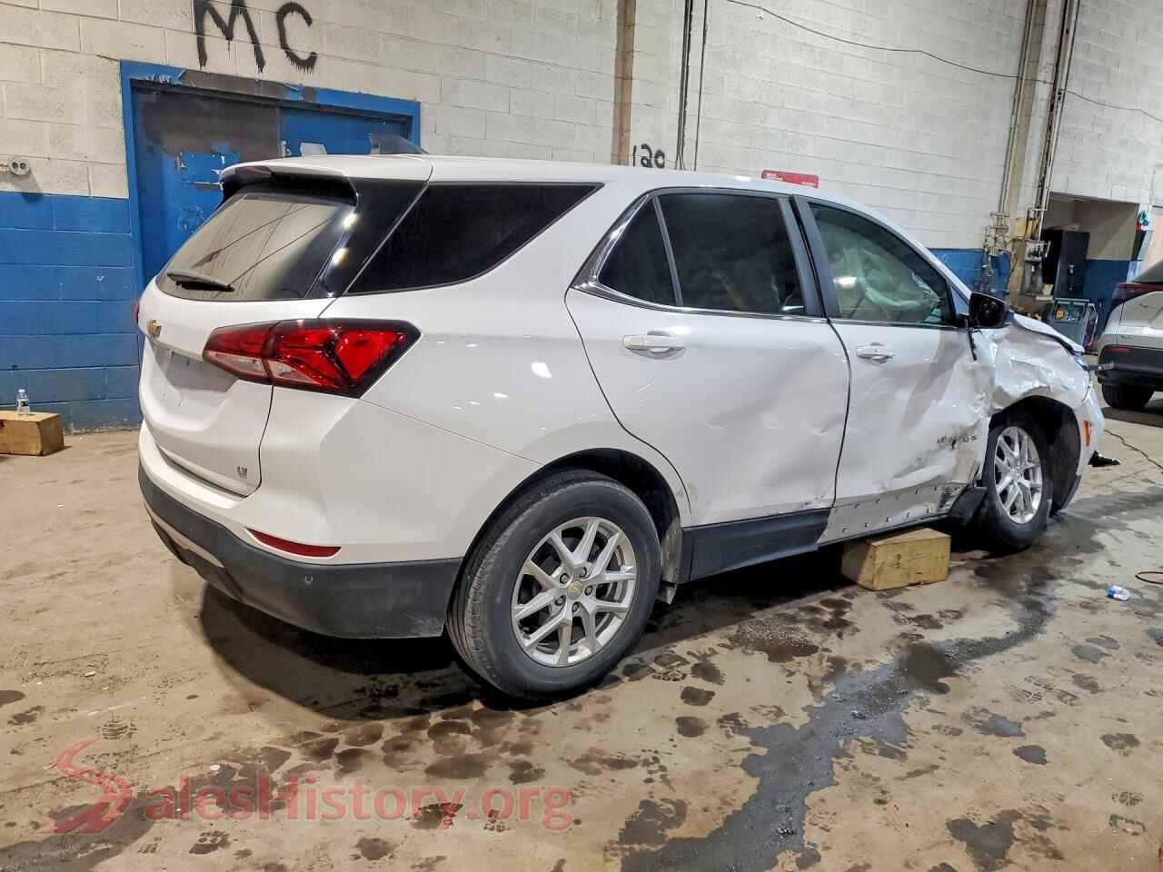 2022 CHEVROLET EQUINOX VIN 3GNAXKEV6NL157307, right side view