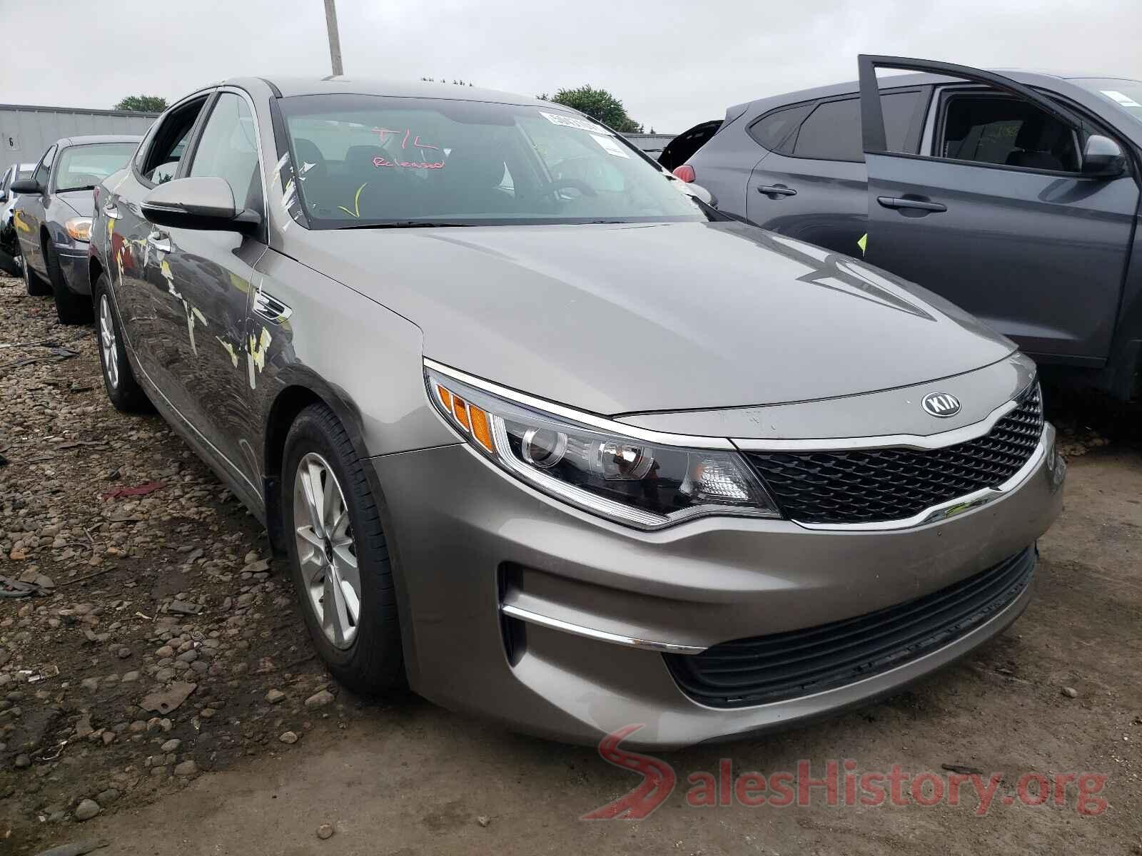 5XXGT4L38JG215483 2018 KIA OPTIMA