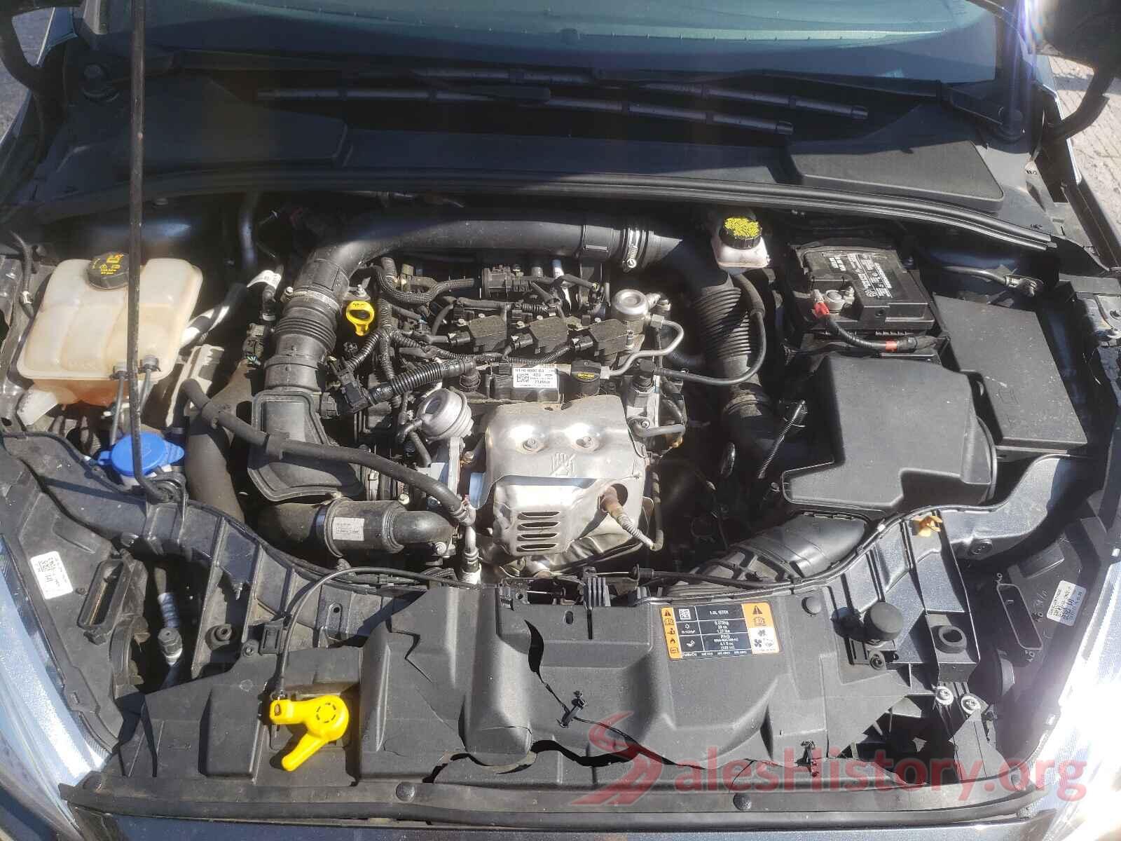 1FADP3FE8JL228559 2018 FORD FOCUS