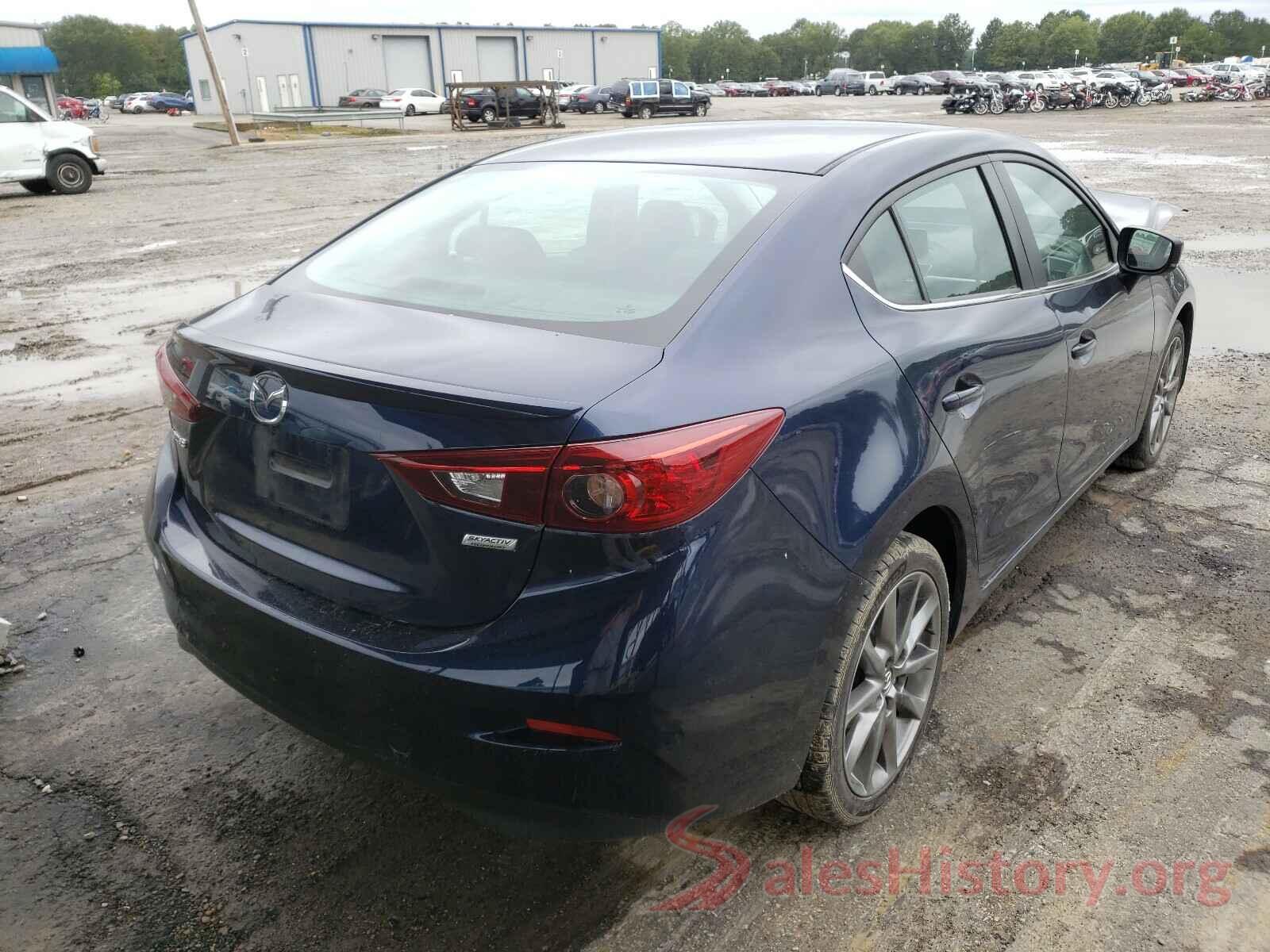 3MZBN1V37JM245604 2018 MAZDA 3