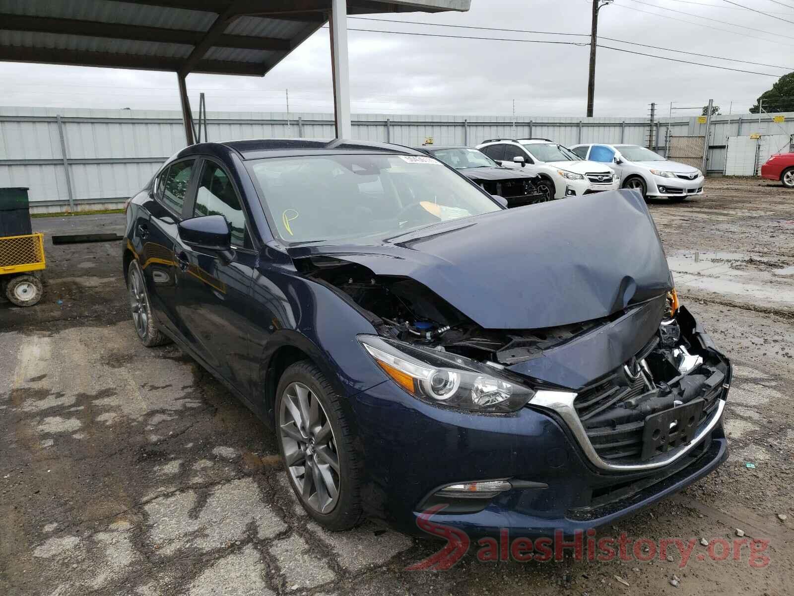 3MZBN1V37JM245604 2018 MAZDA 3