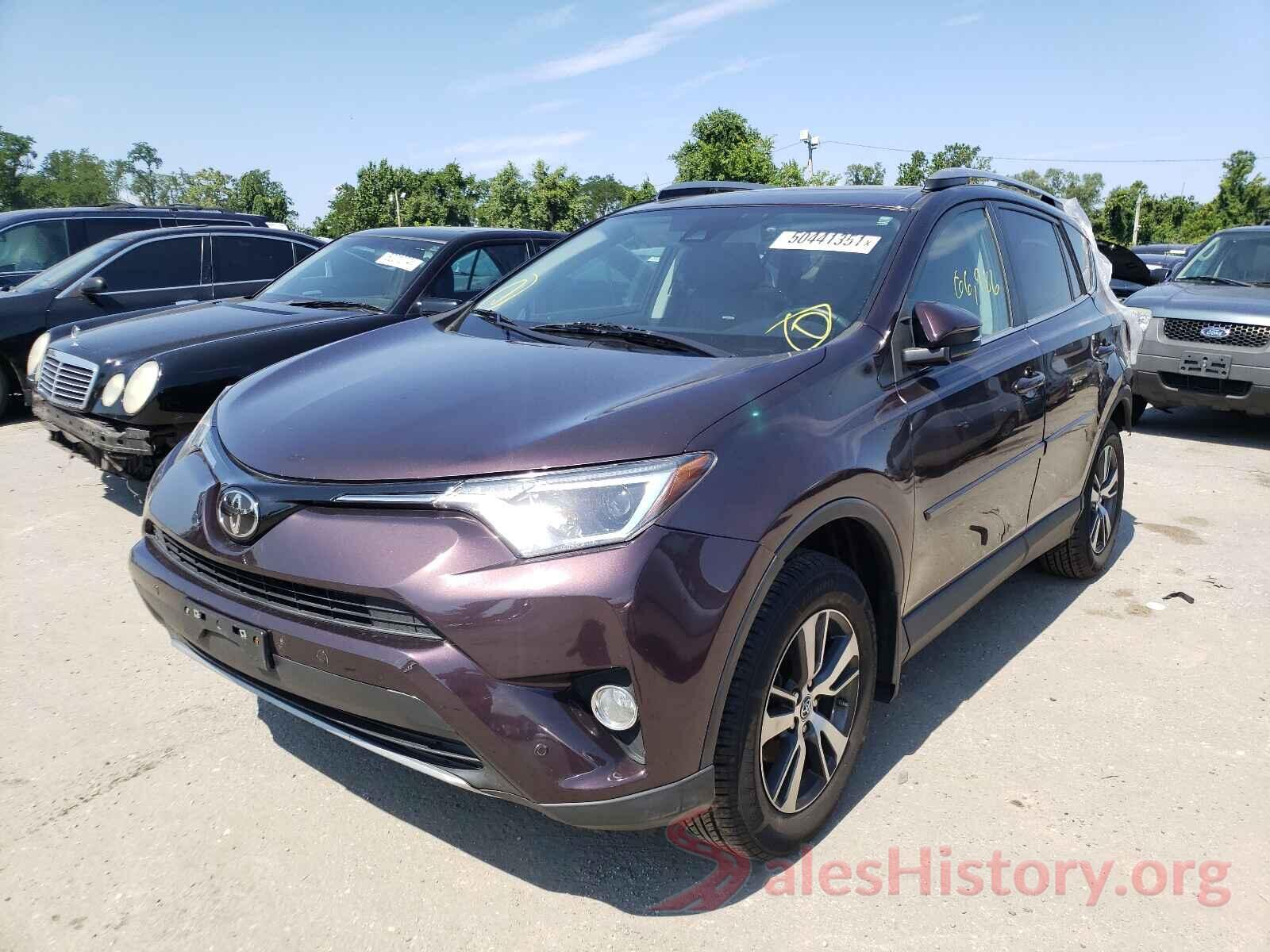 2T3RFREV1HW572619 2017 TOYOTA RAV4