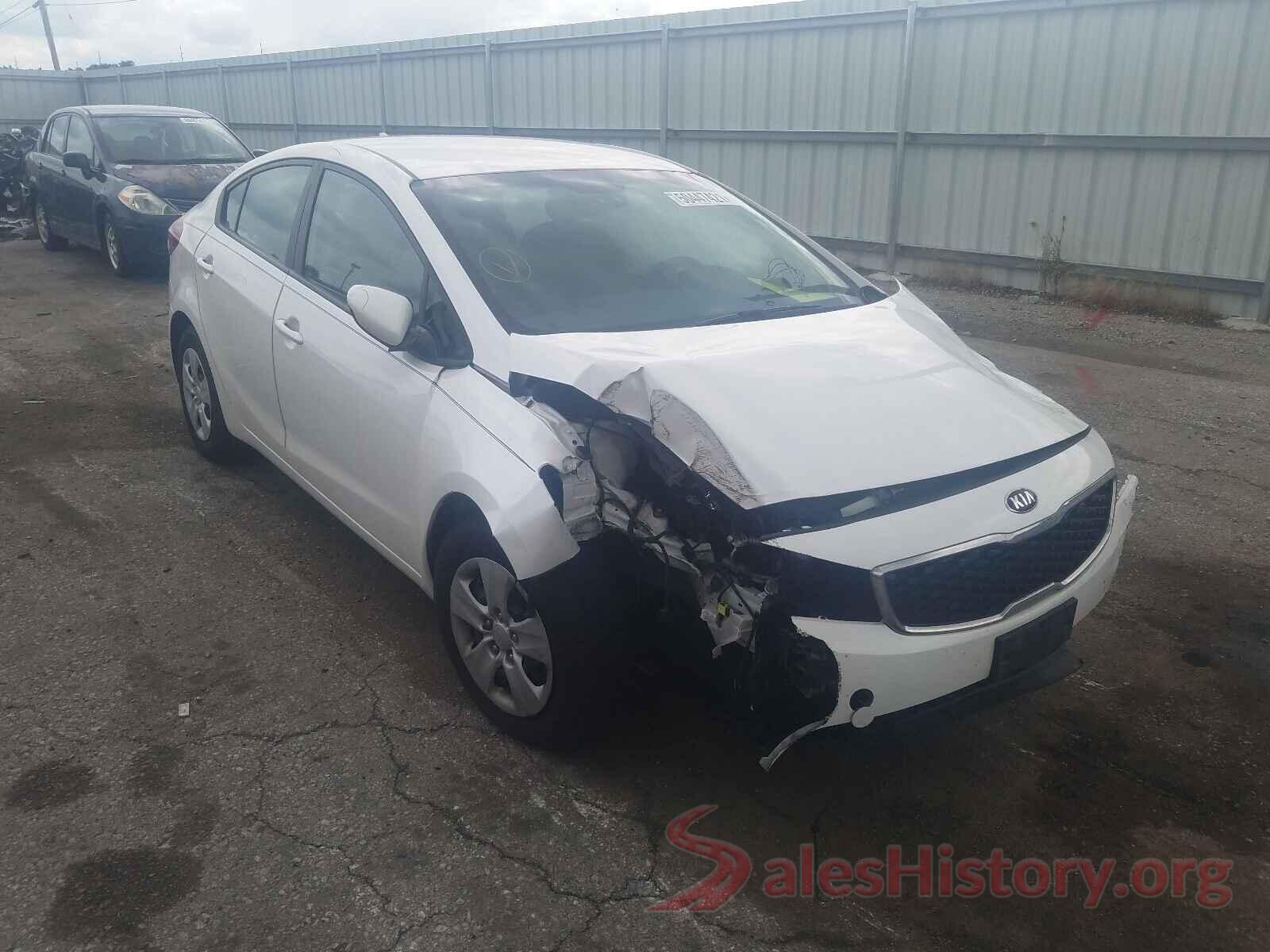 3KPFL4A70HE061632 2017 KIA FORTE