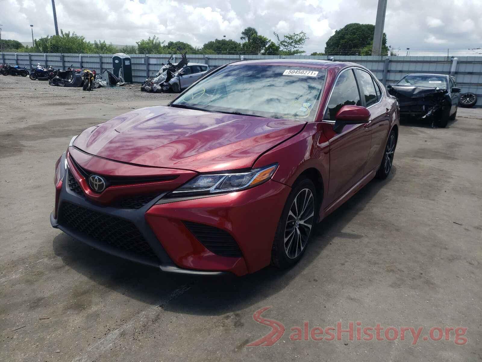 4T1B11HK5JU614372 2018 TOYOTA CAMRY