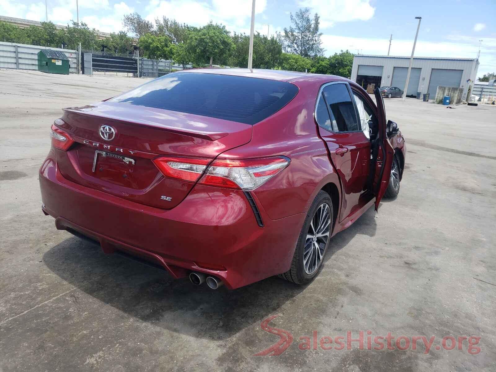 4T1B11HK5JU614372 2018 TOYOTA CAMRY