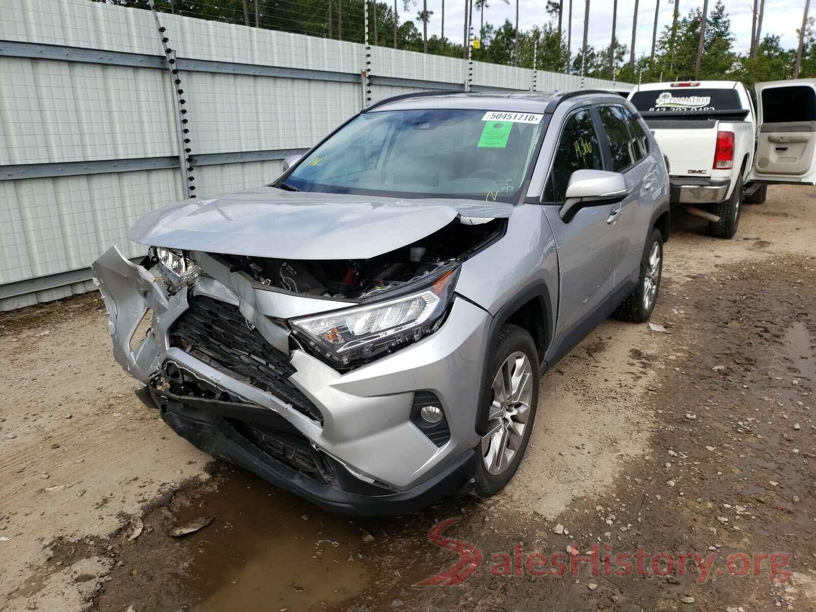 2T3C1RFVXKW026590 2019 TOYOTA RAV4