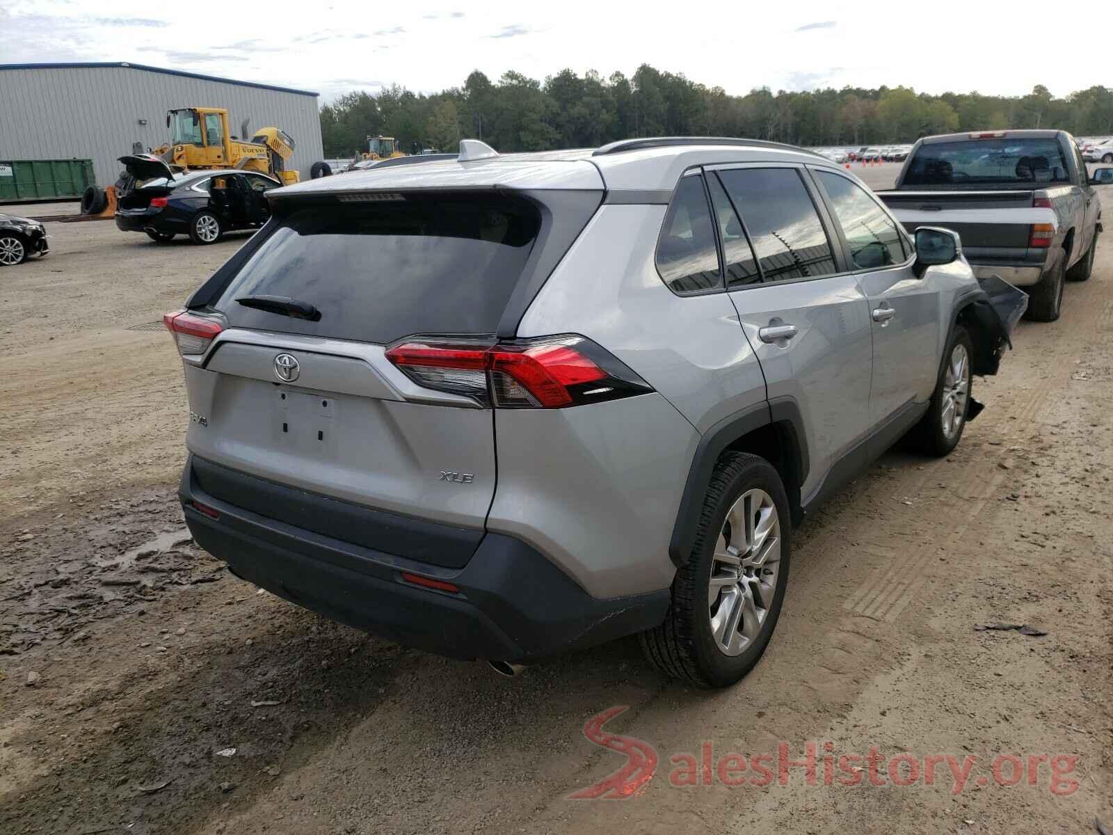 2T3C1RFVXKW026590 2019 TOYOTA RAV4