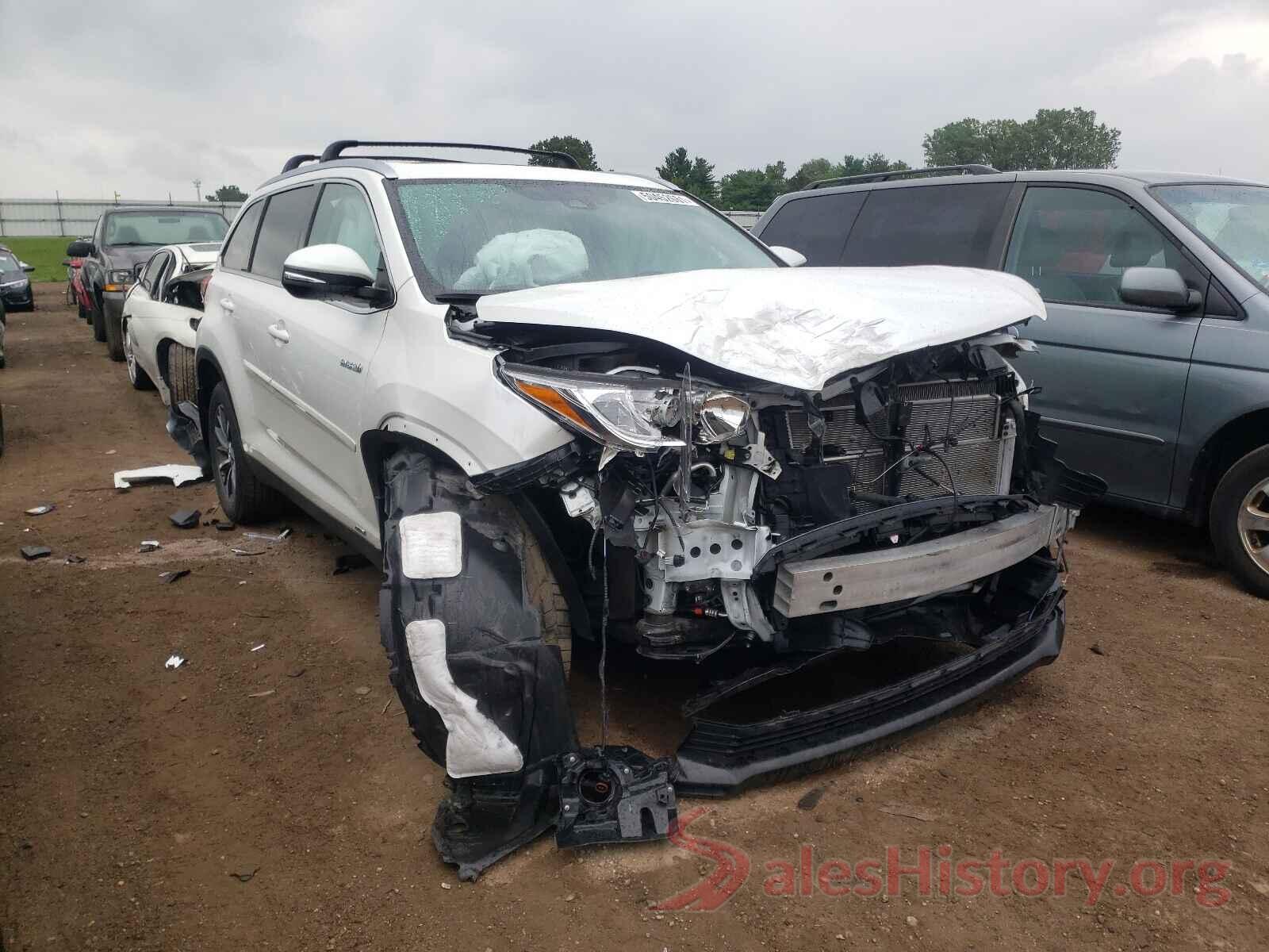 5TDJGRFH0KS069157 2019 TOYOTA HIGHLANDER