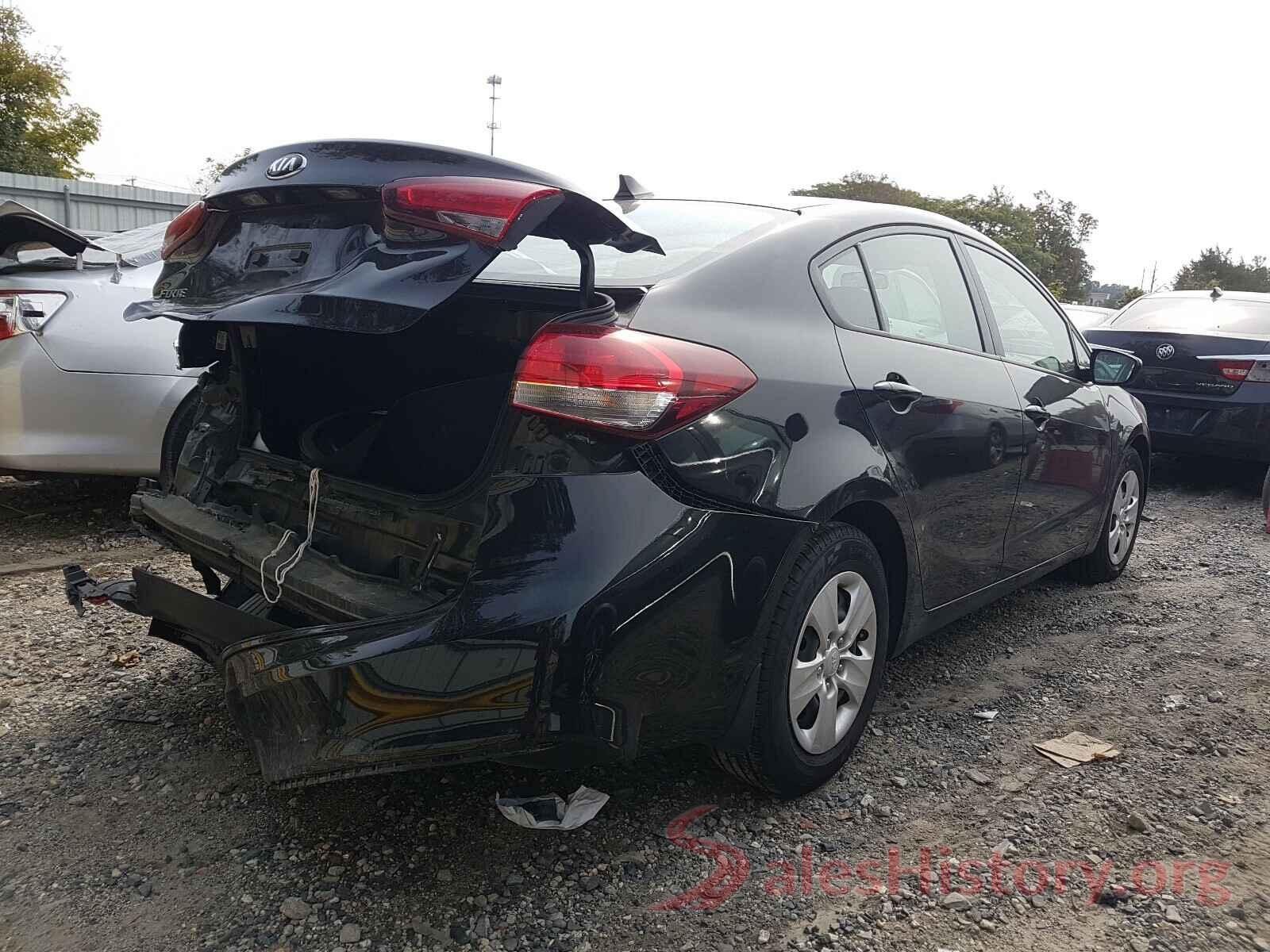 3KPFL4A7XHE037595 2017 KIA FORTE