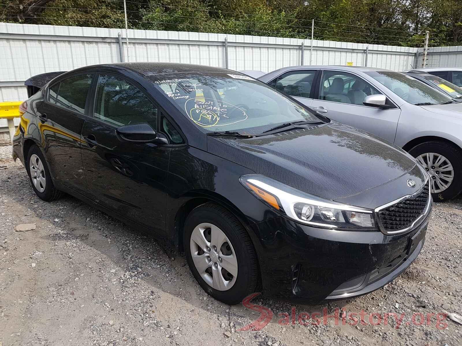 3KPFL4A7XHE037595 2017 KIA FORTE