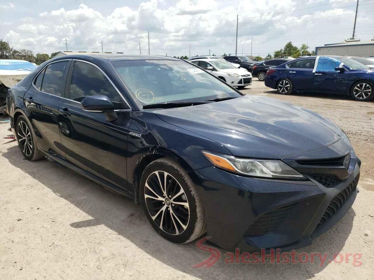 4T1B21HK8JU508480 2018 TOYOTA CAMRY