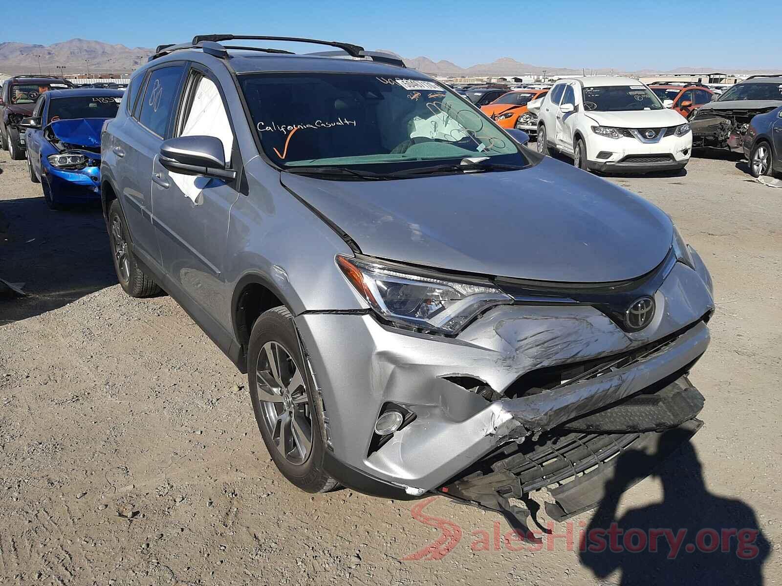 2T3RFREVXJW724838 2018 TOYOTA RAV4