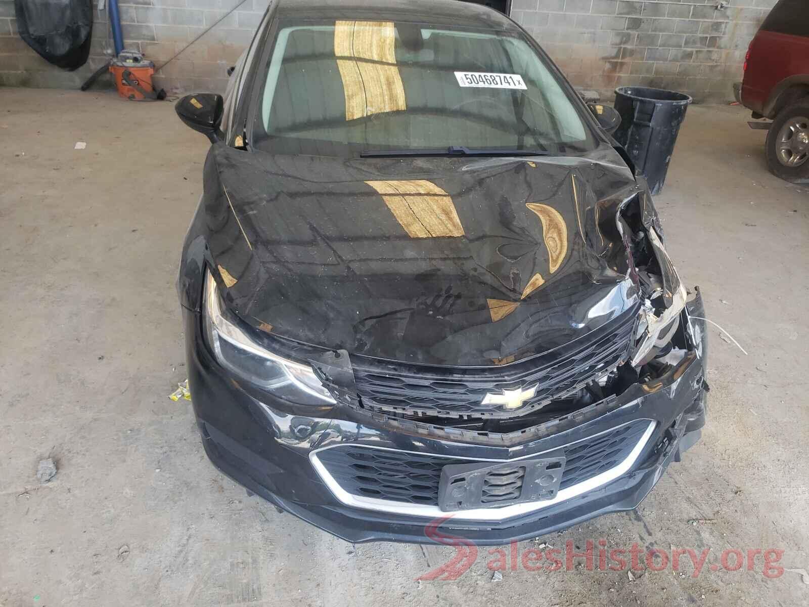 1G1BE5SM8J7152830 2018 CHEVROLET CRUZE