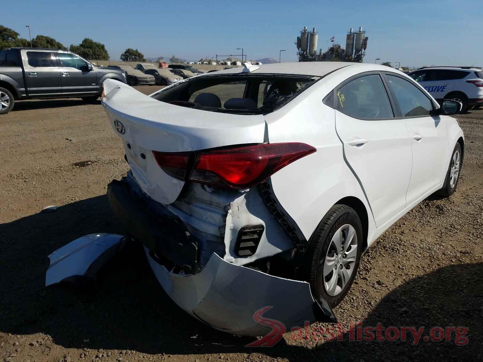 5NPDH4AE8GH760685 2016 HYUNDAI ELANTRA