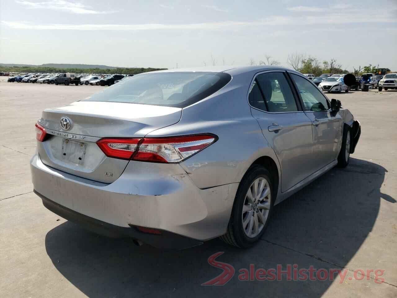 4T1B11HK9JU068157 2018 TOYOTA CAMRY