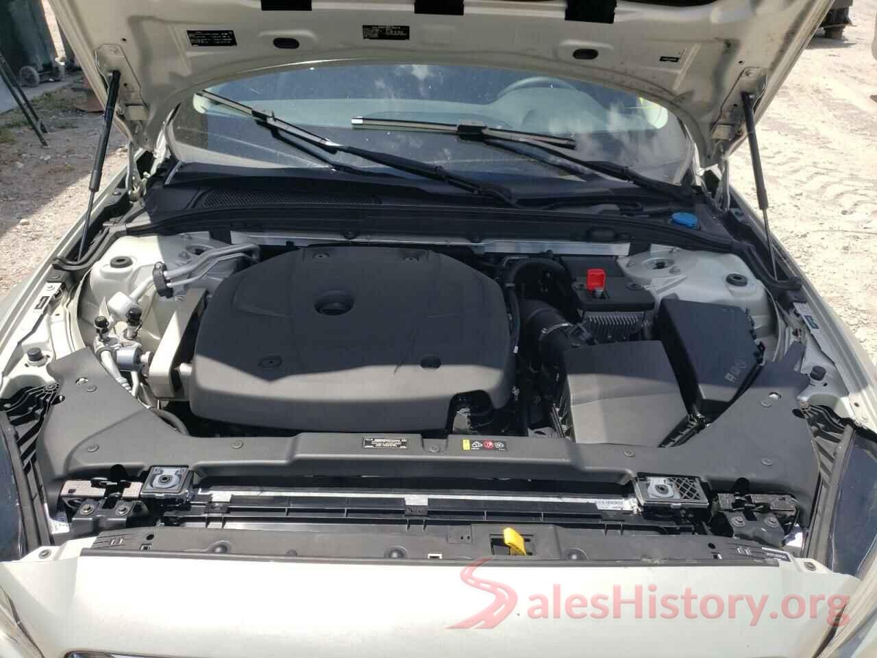 7JR102FK3KG015886 2019 VOLVO S60