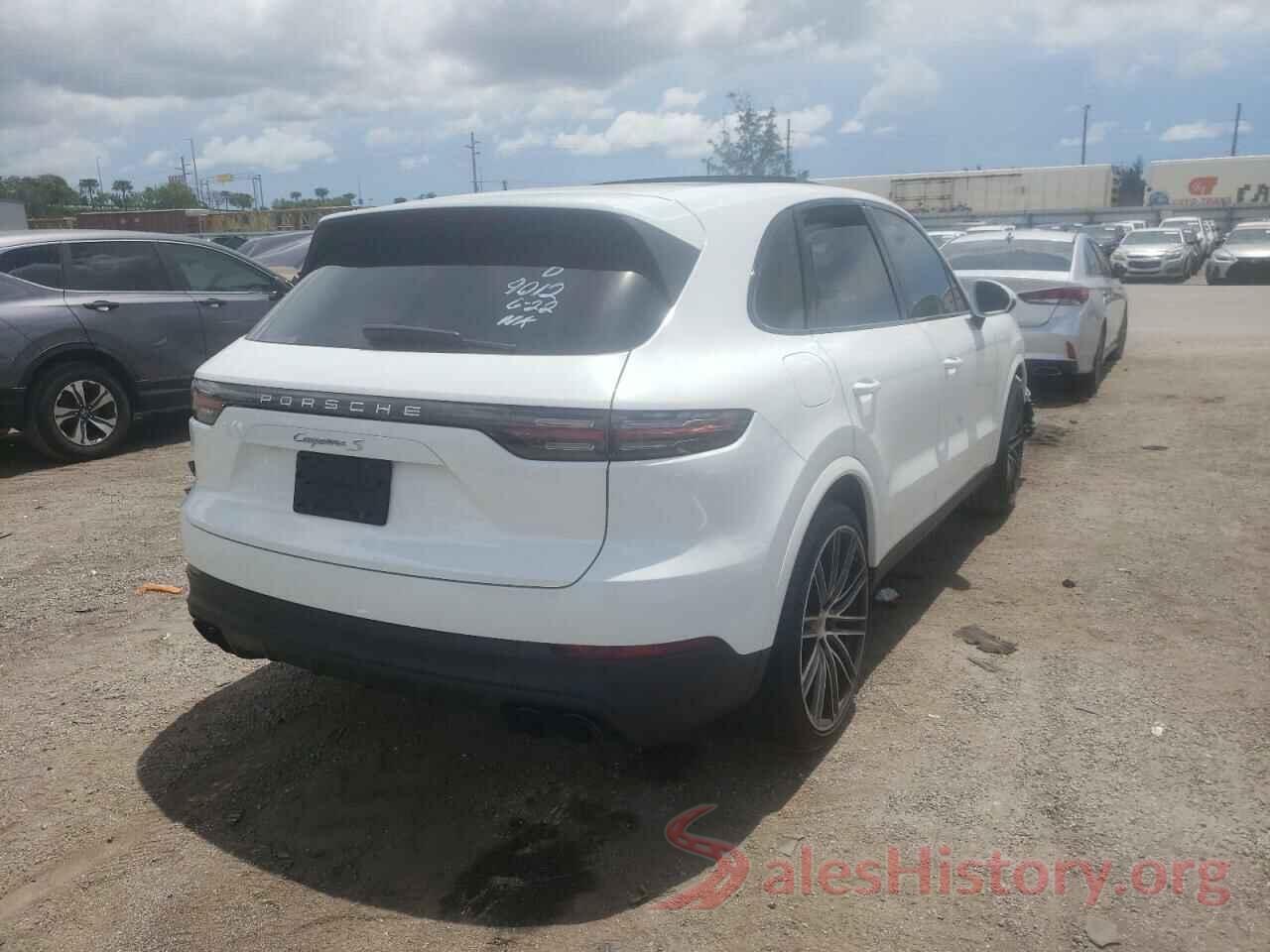 WP1AB2AY4LDA29012 2020 PORSCHE CAYENNE