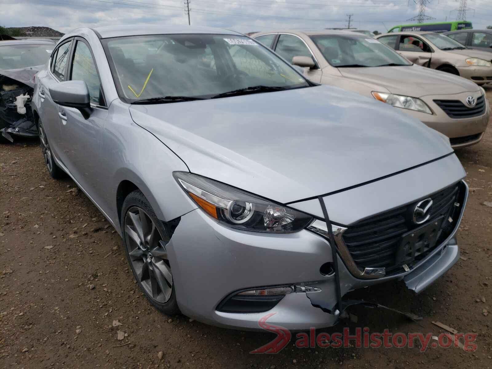 3MZBN1V33JM207917 2018 MAZDA 3