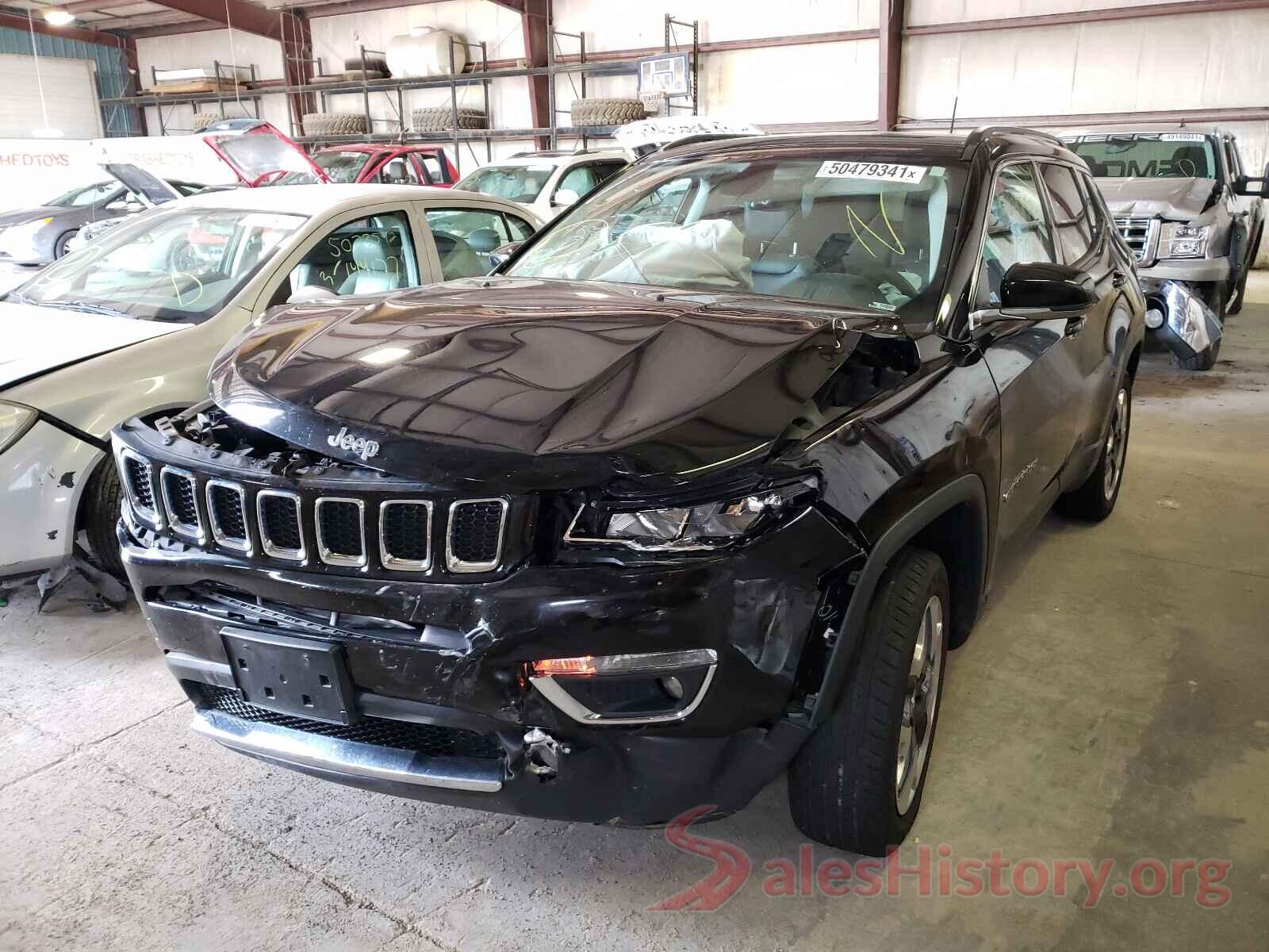 3C4NJDCB2JT143673 2018 JEEP COMPASS