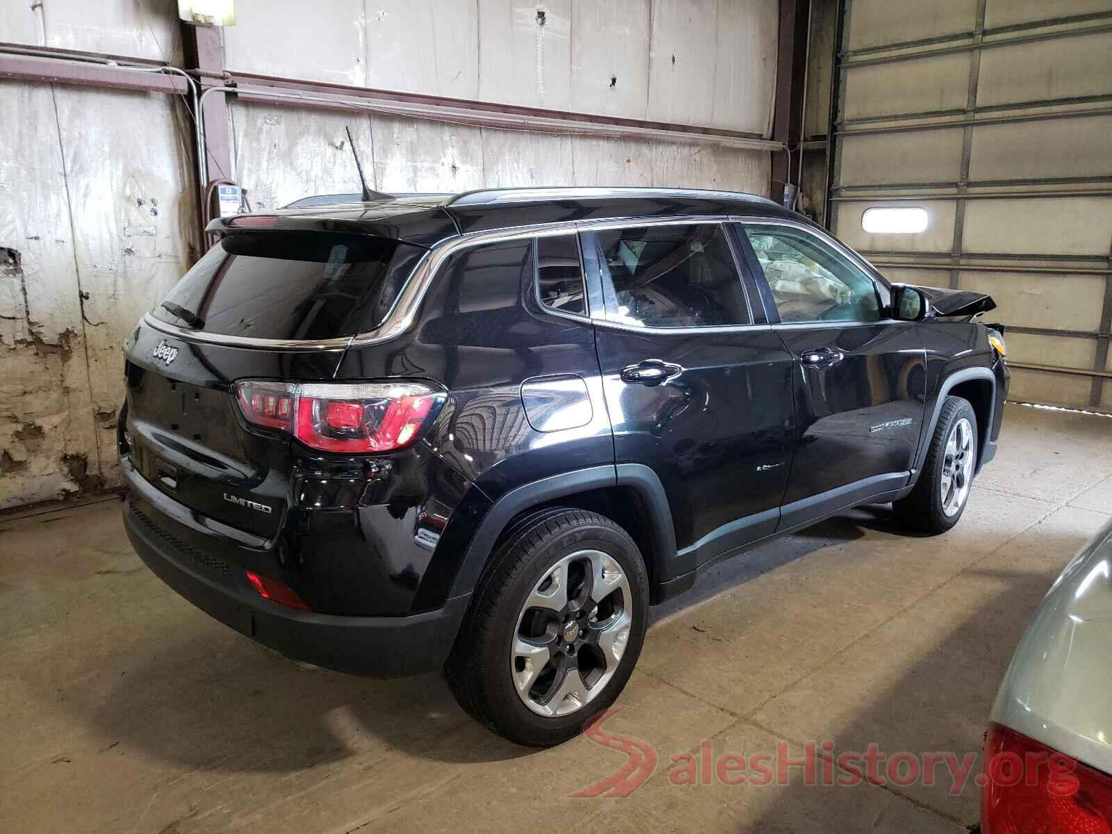 3C4NJDCB2JT143673 2018 JEEP COMPASS