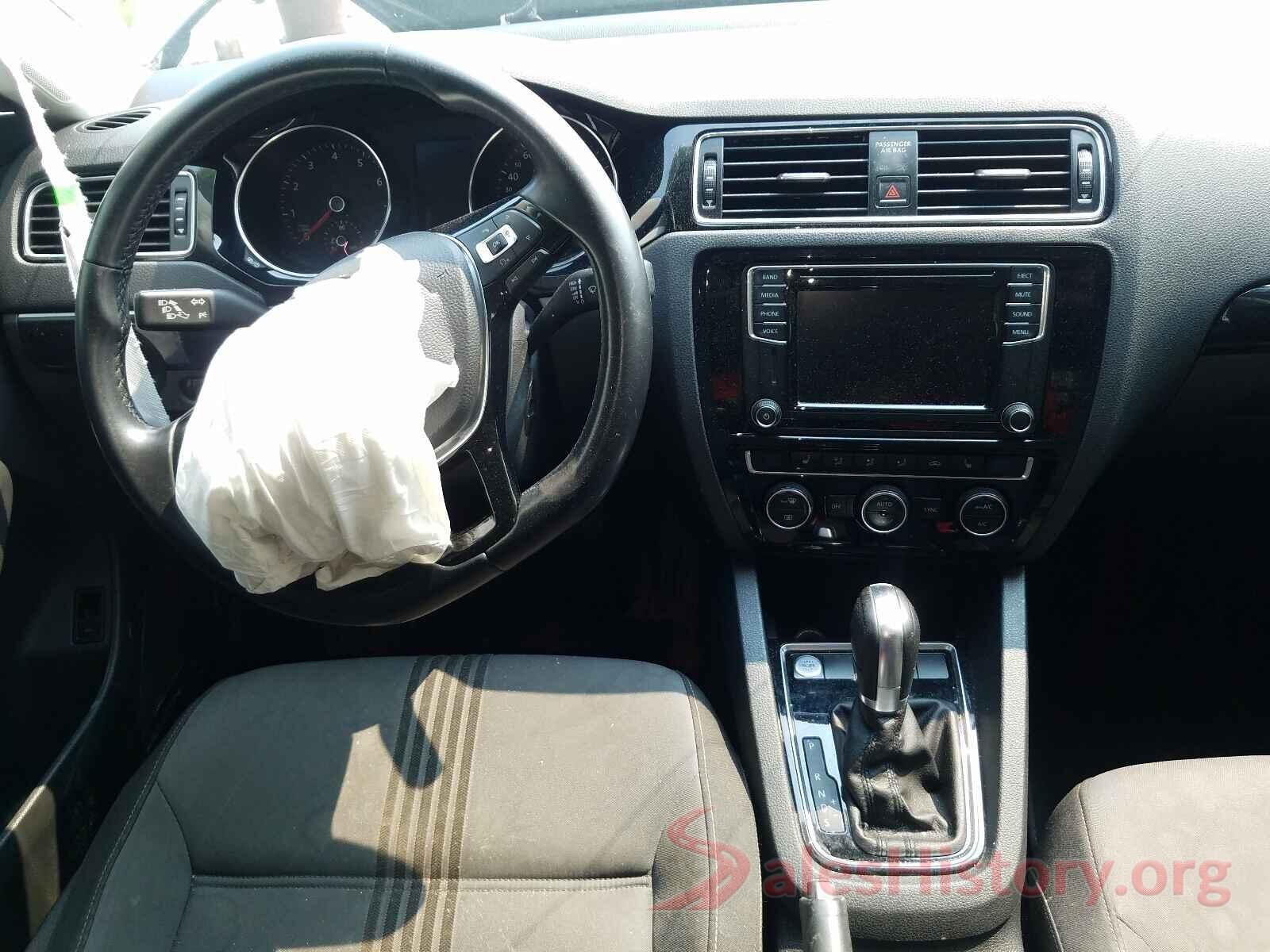 3VWDB7AJ9HM353581 2017 VOLKSWAGEN JETTA