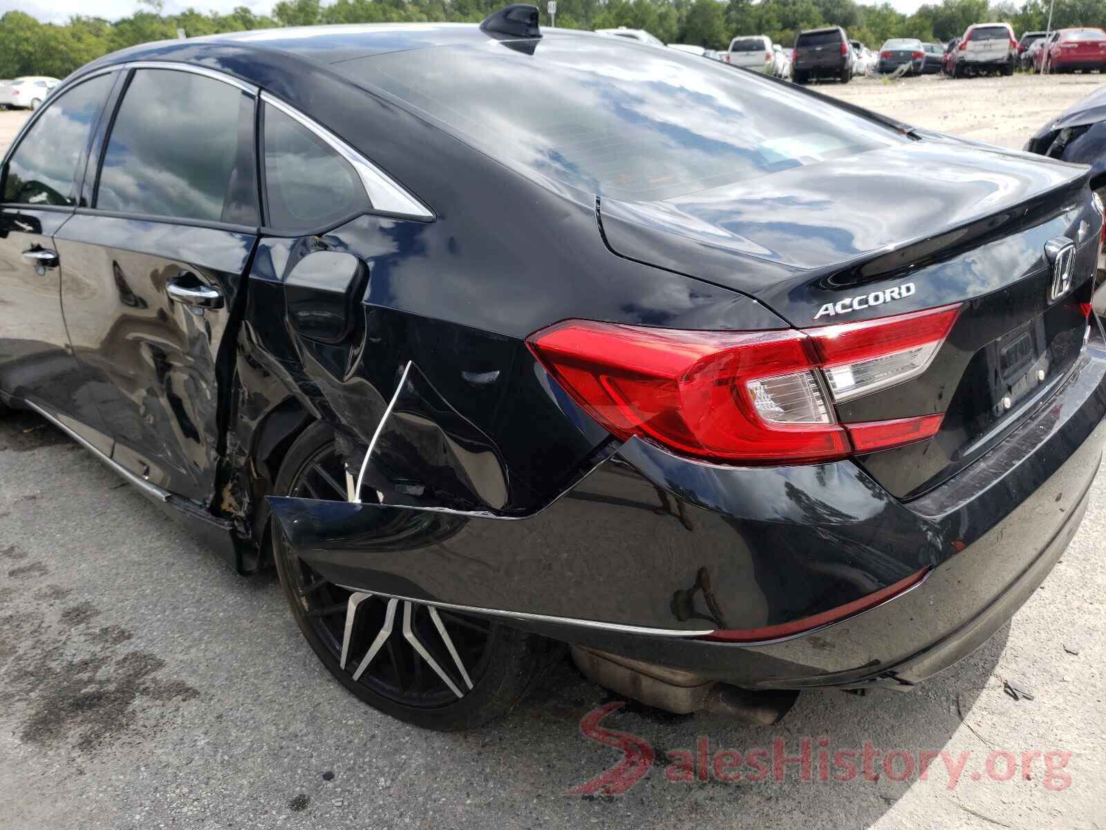 1HGCV1F97JA043662 2018 HONDA ACCORD