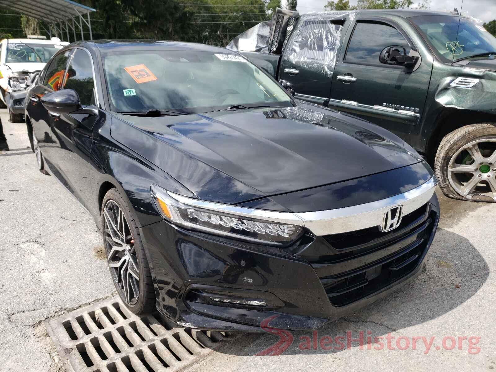 1HGCV1F97JA043662 2018 HONDA ACCORD