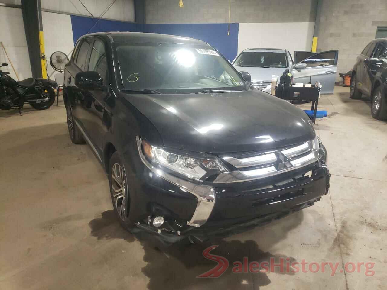 JA4AD2A33HZ058165 2017 MITSUBISHI OUTLANDER