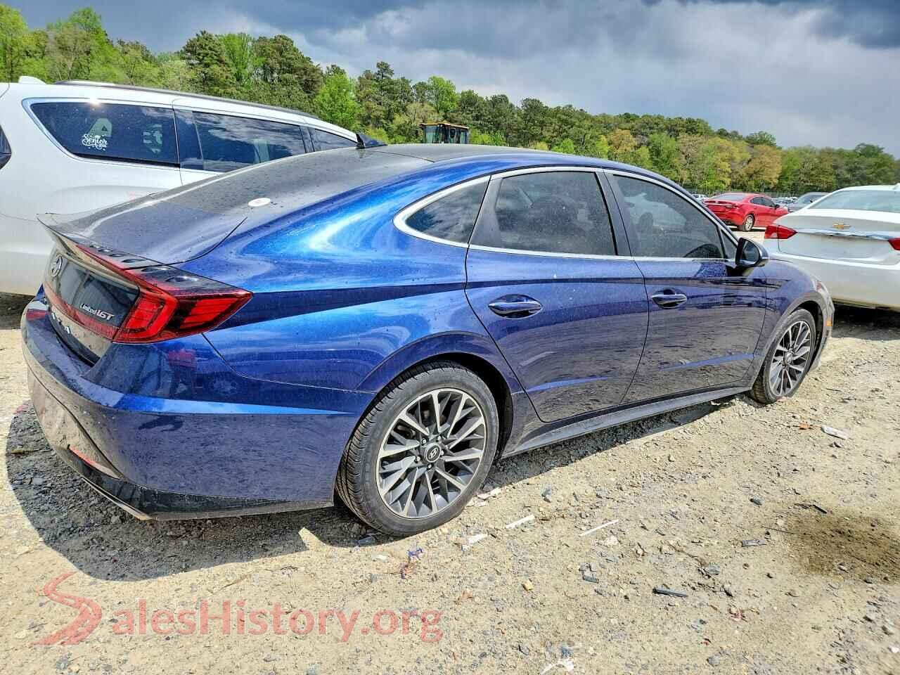 2020 HYUNDAI SONATA VIN 5NPEH4J26LH008925, right side view