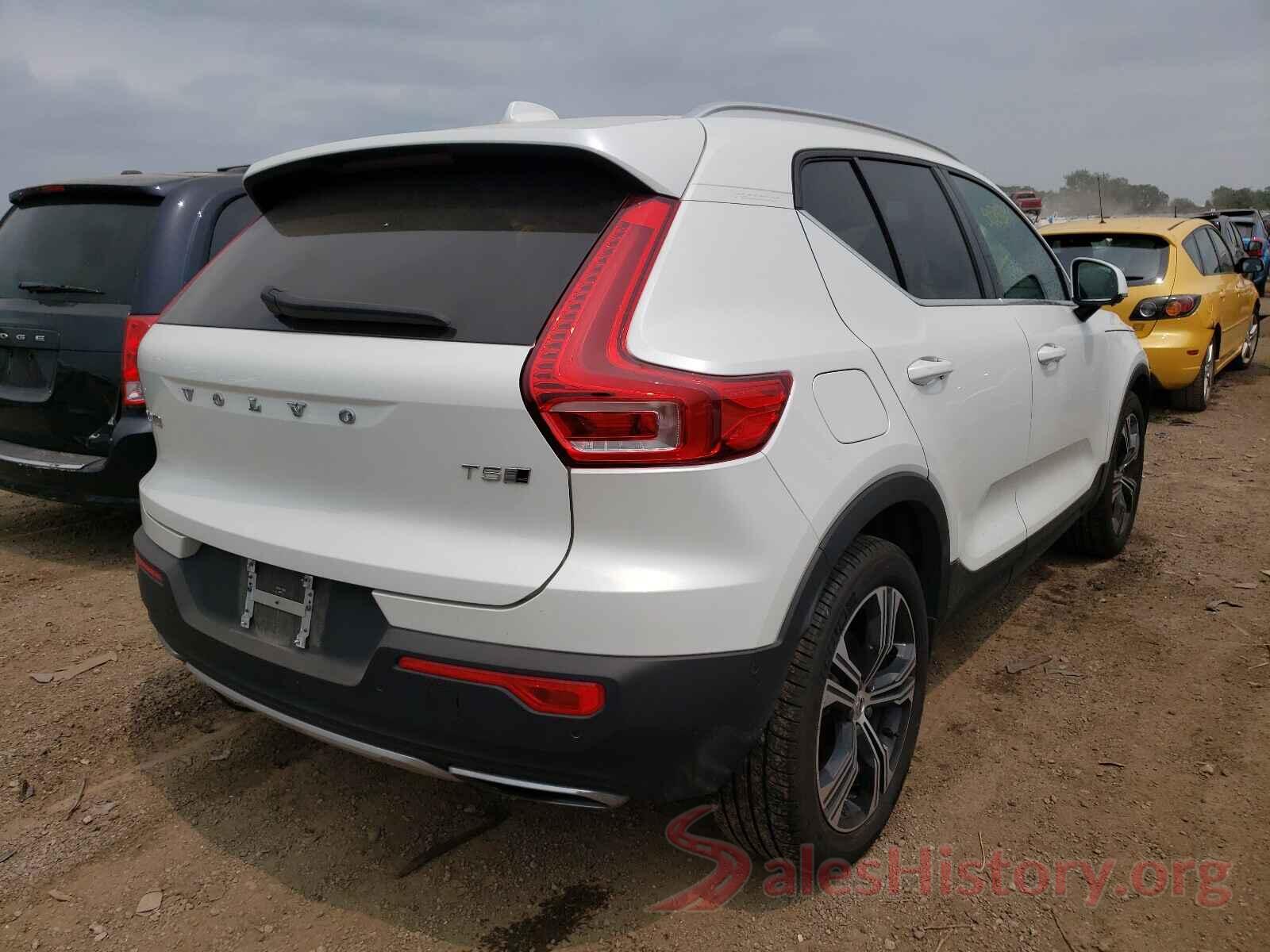 YV4162UL7L2307206 2020 VOLVO XC40