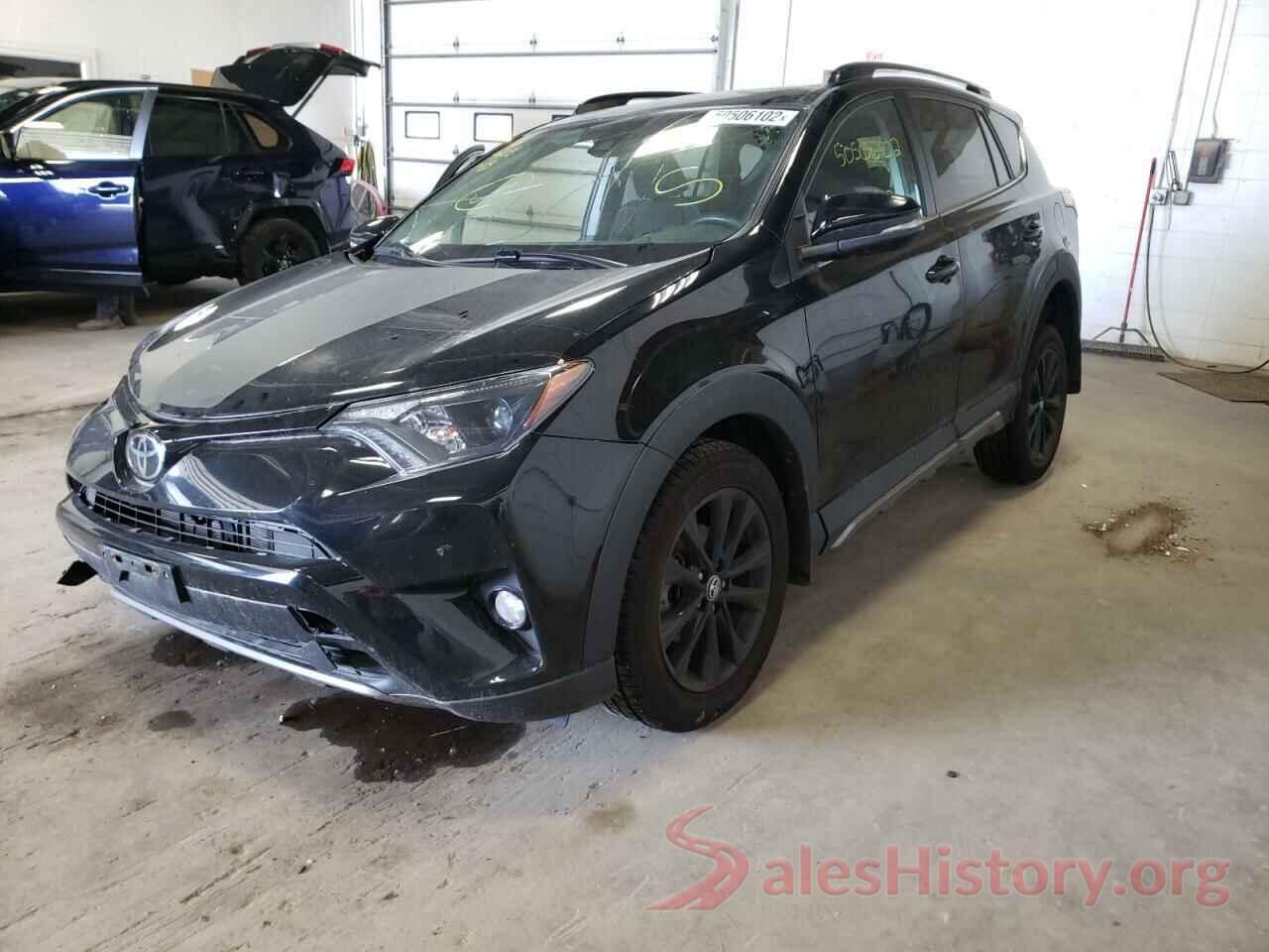 2T3RFREV3JW770902 2018 TOYOTA RAV4