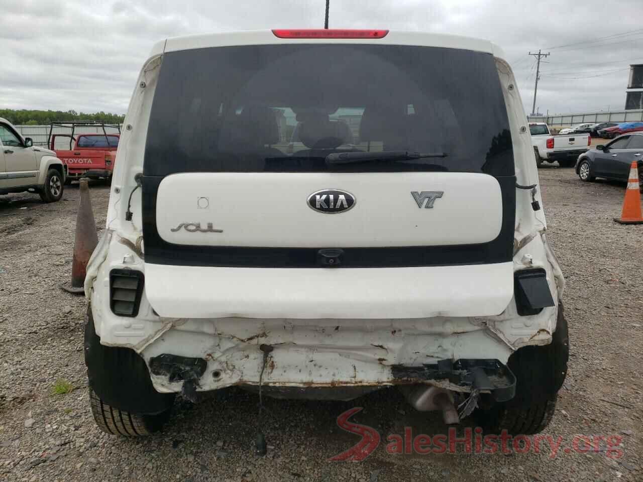 KNDJP3A51J7889816 2018 KIA SOUL