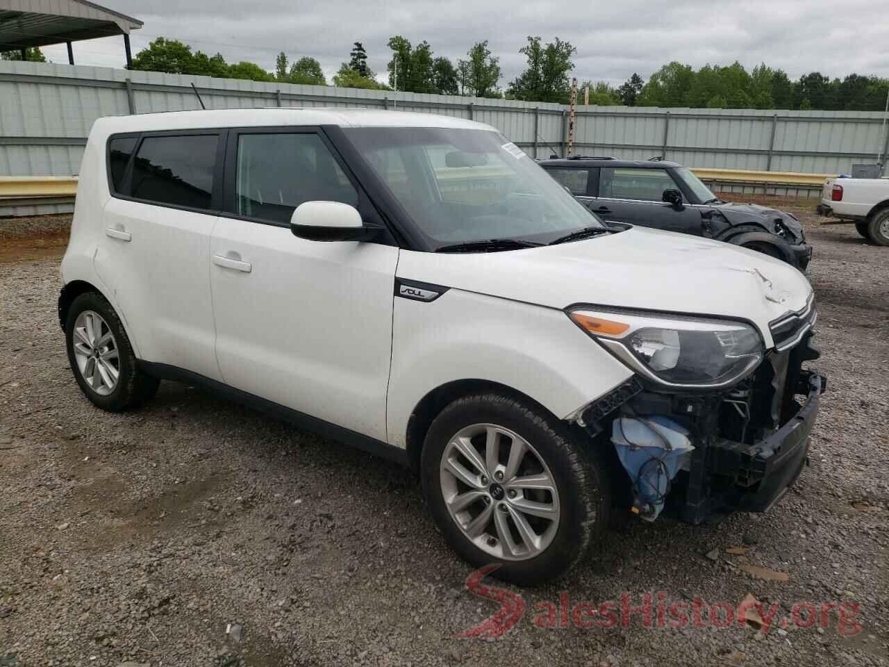 KNDJP3A51J7889816 2018 KIA SOUL