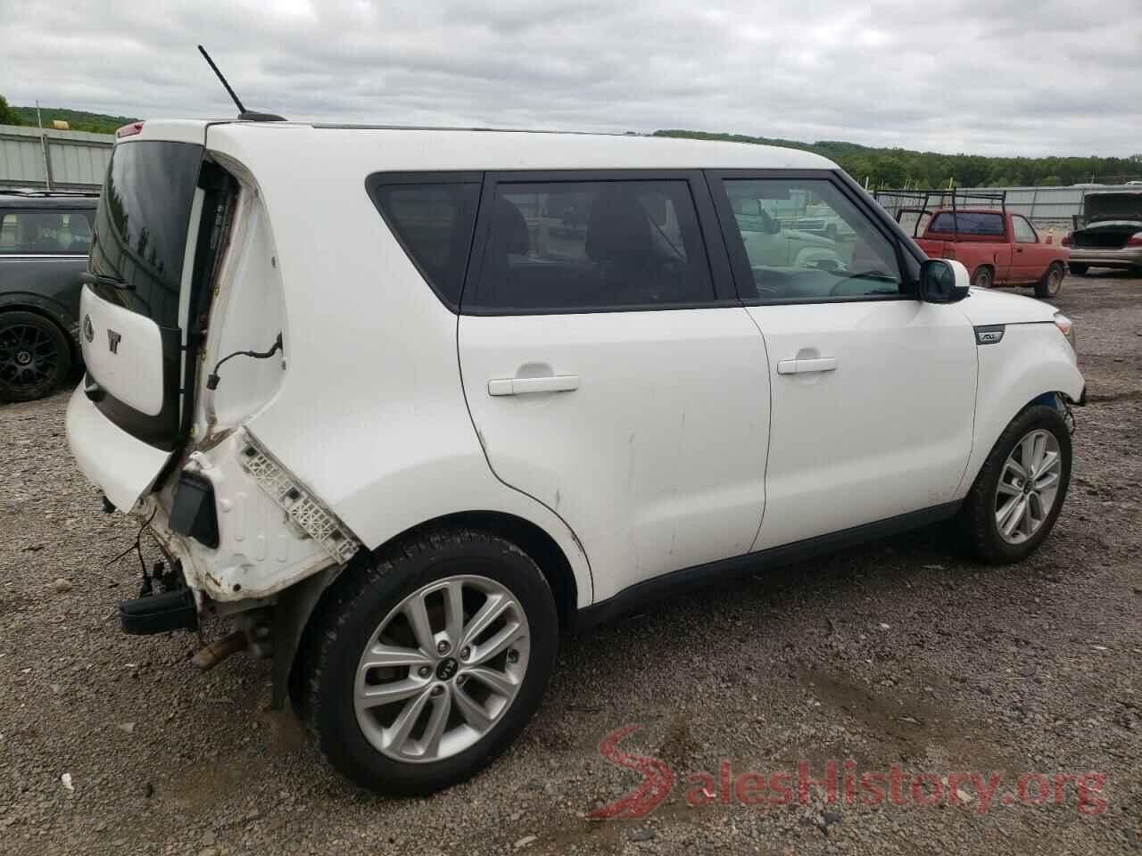 KNDJP3A51J7889816 2018 KIA SOUL