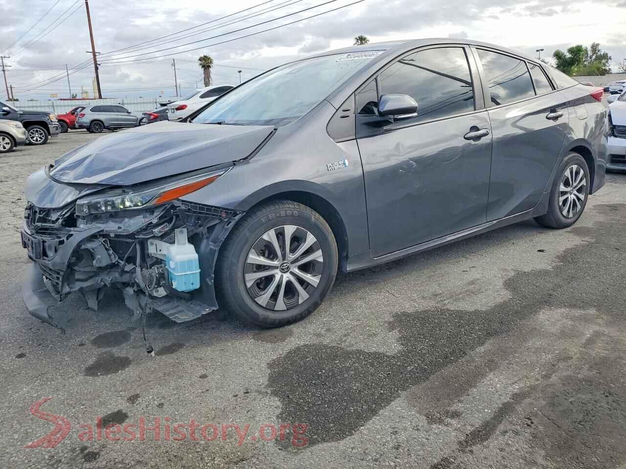 JTDKAMFPXN3207695 2022 TOYOTA PRIUS