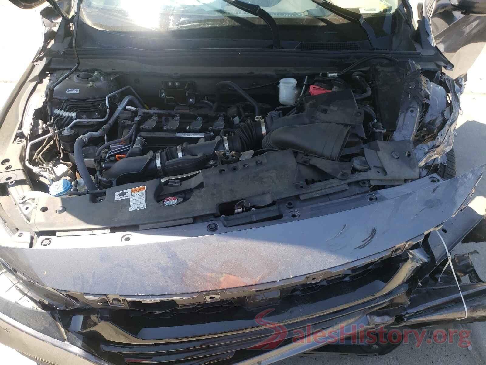 1HGCV1F93JA154824 2018 HONDA ACCORD