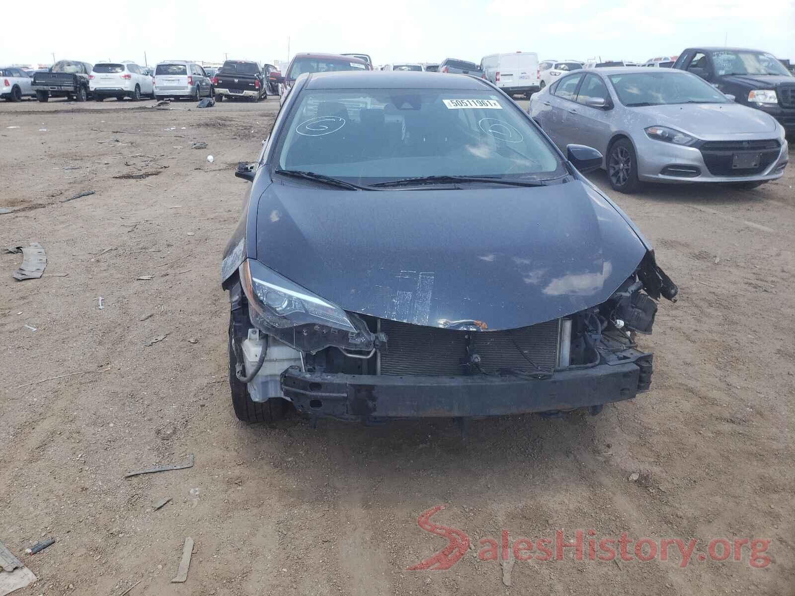 2T1BURHE0JC055699 2018 TOYOTA COROLLA