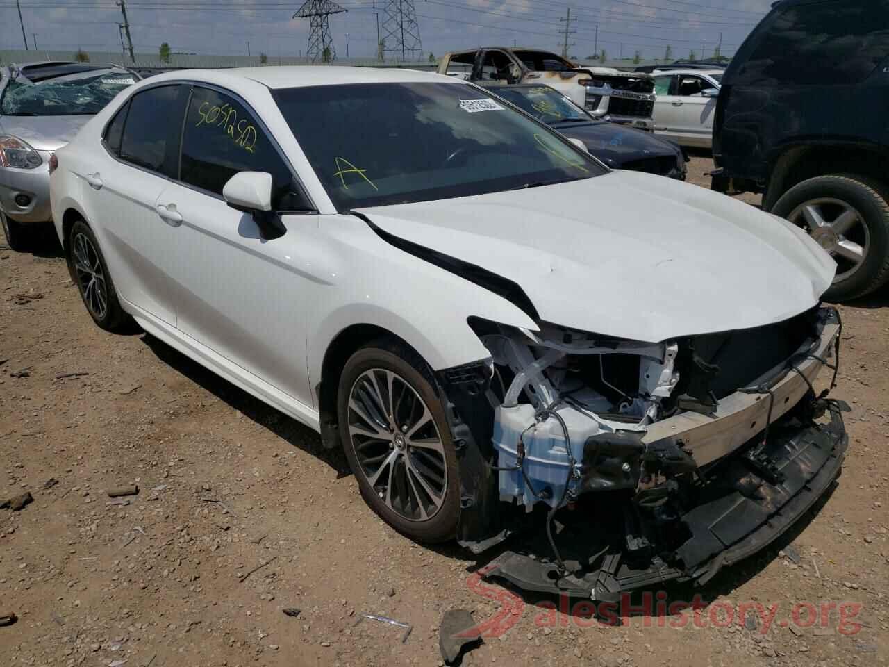 4T1B11HK7JU116089 2018 TOYOTA CAMRY