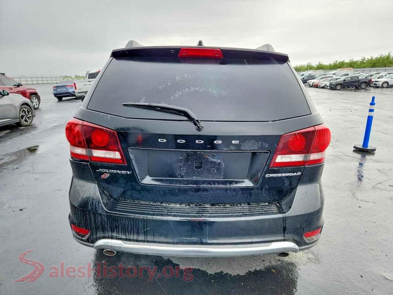 2018 DODGE JOURNEY VIN 3C4PDDGG8JT388712, left side view