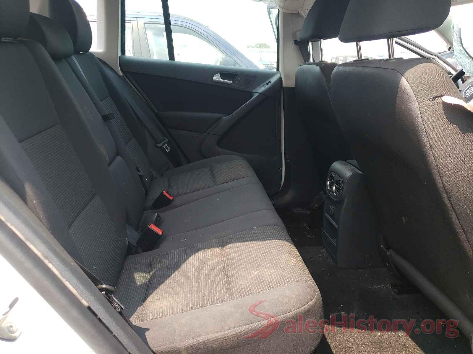 WVGAV7AX0HK054890 2017 VOLKSWAGEN TIGUAN