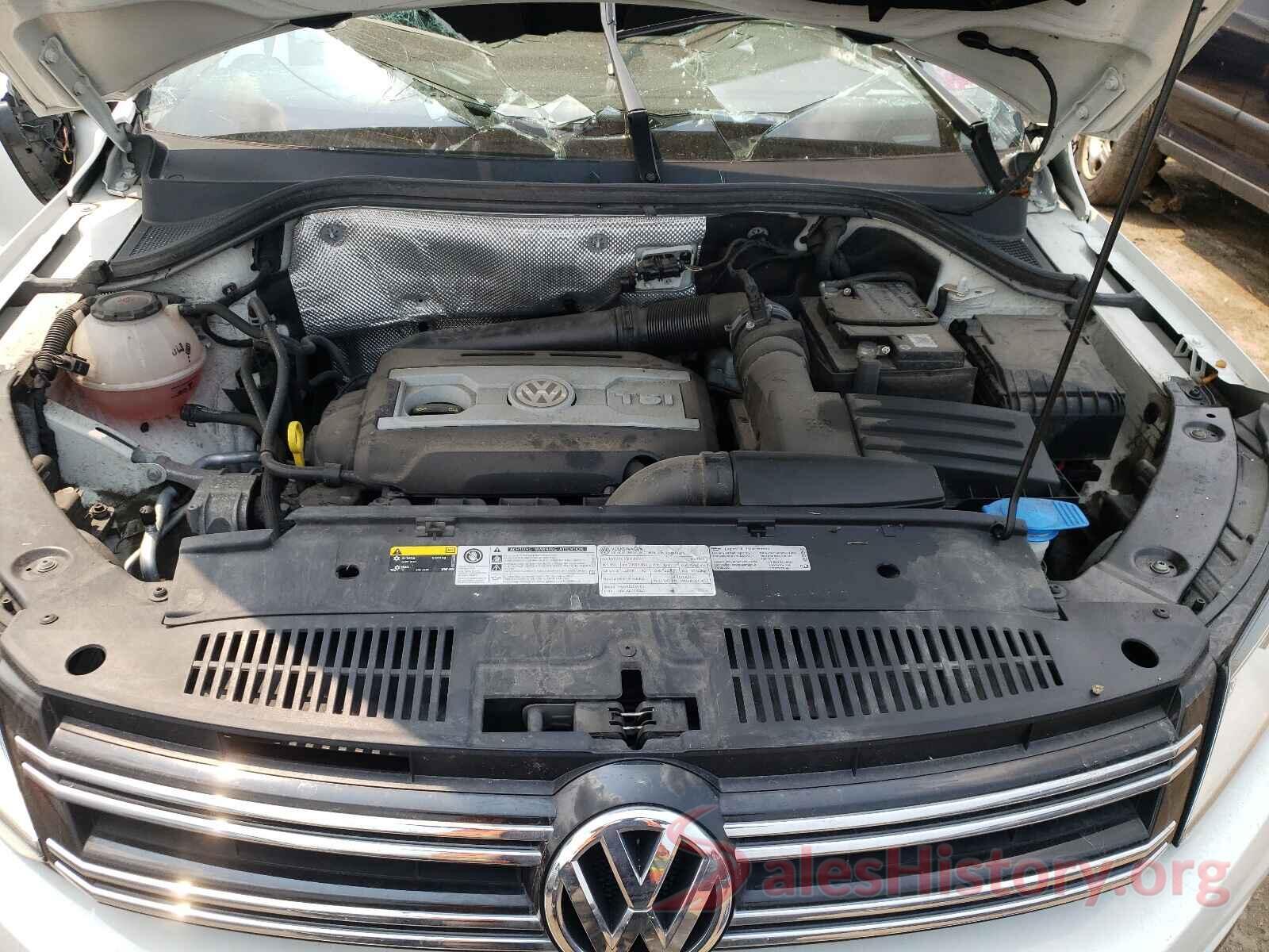 WVGAV7AX0HK054890 2017 VOLKSWAGEN TIGUAN