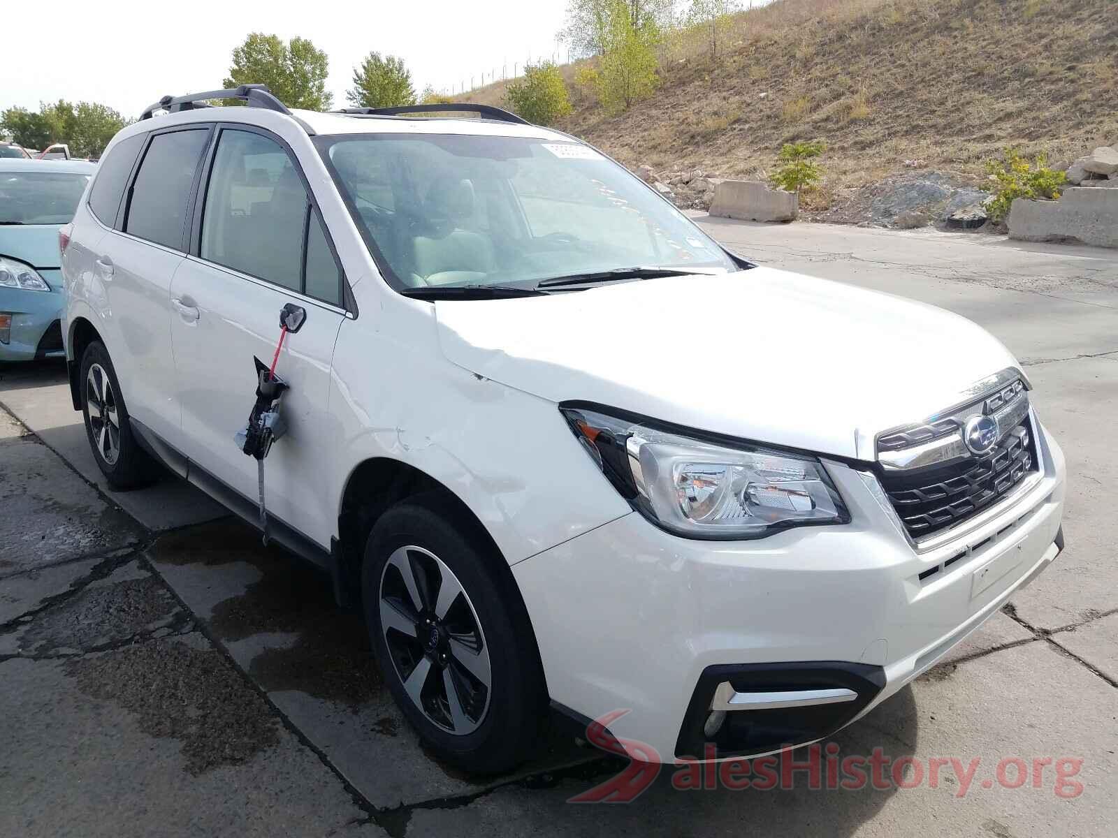 JF2SJAJC3JH615859 2018 SUBARU FORESTER