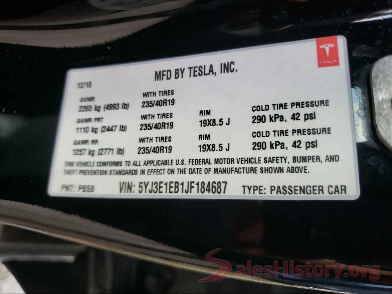 5YJ3E1EB1JF184687 2018 TESLA MODEL 3