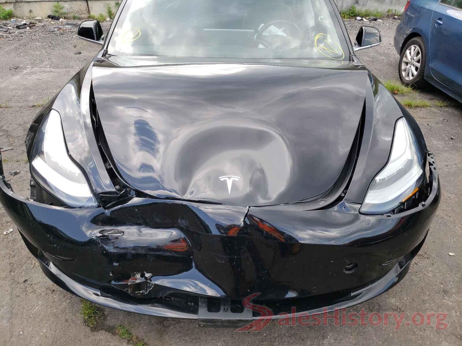 5YJ3E1EB1JF184687 2018 TESLA MODEL 3