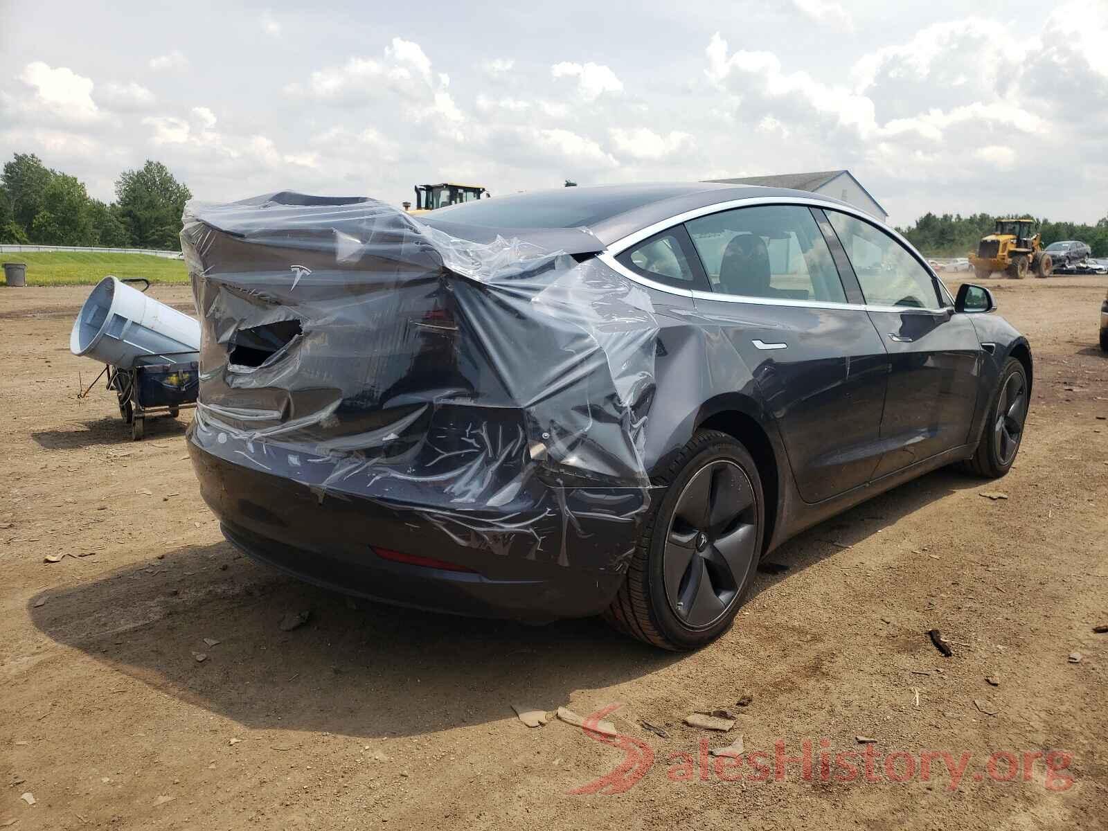 5YJ3E1EB2JF093136 2018 TESLA MODEL 3