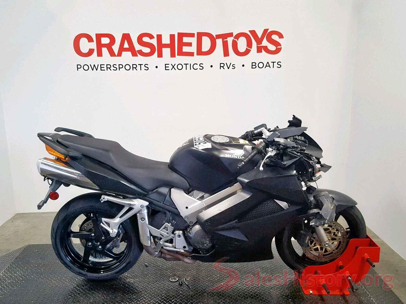 JH2RC46124M600143 2004 HONDA VFR800