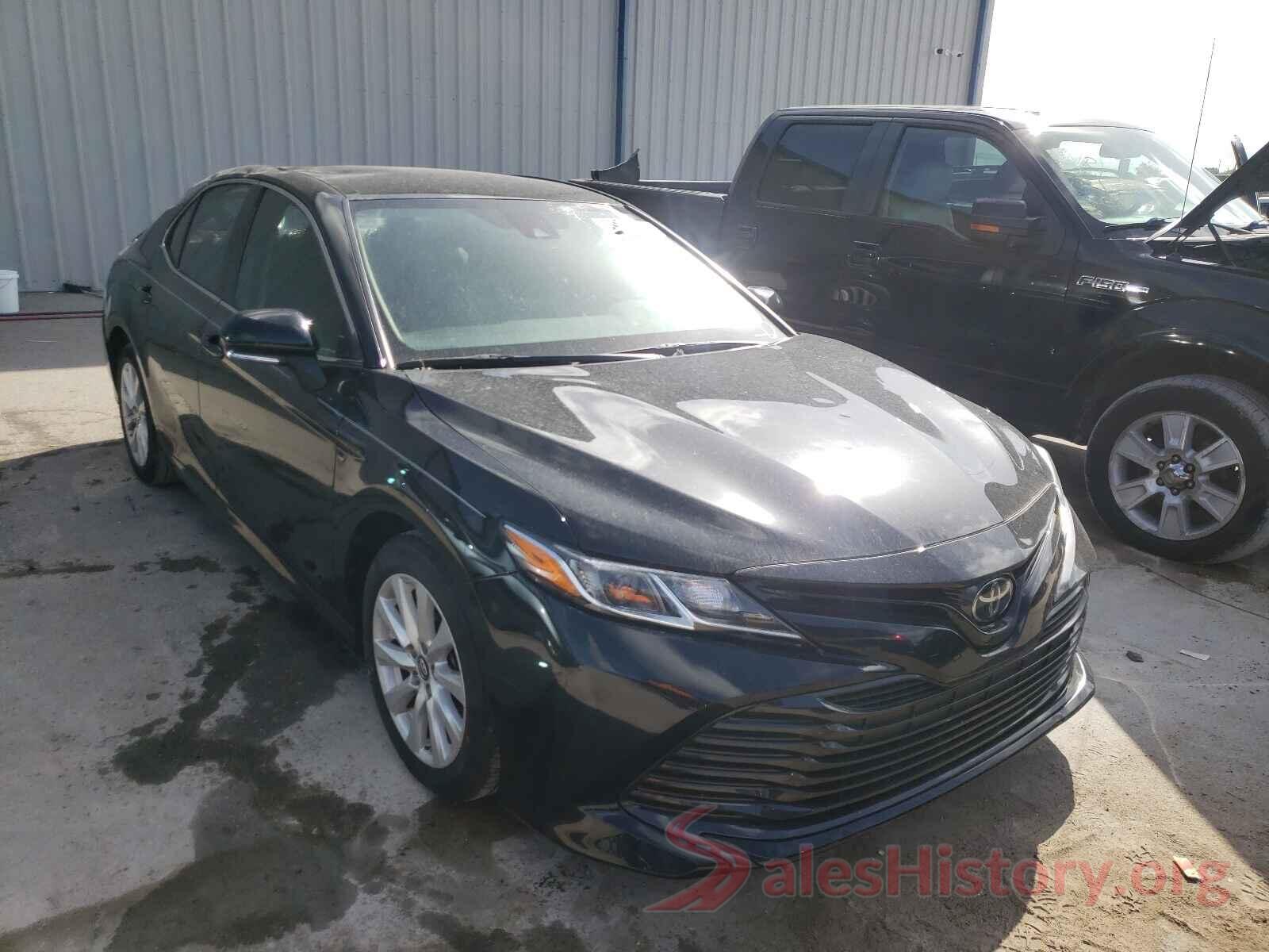 4T1B11HK0KU702621 2019 TOYOTA CAMRY