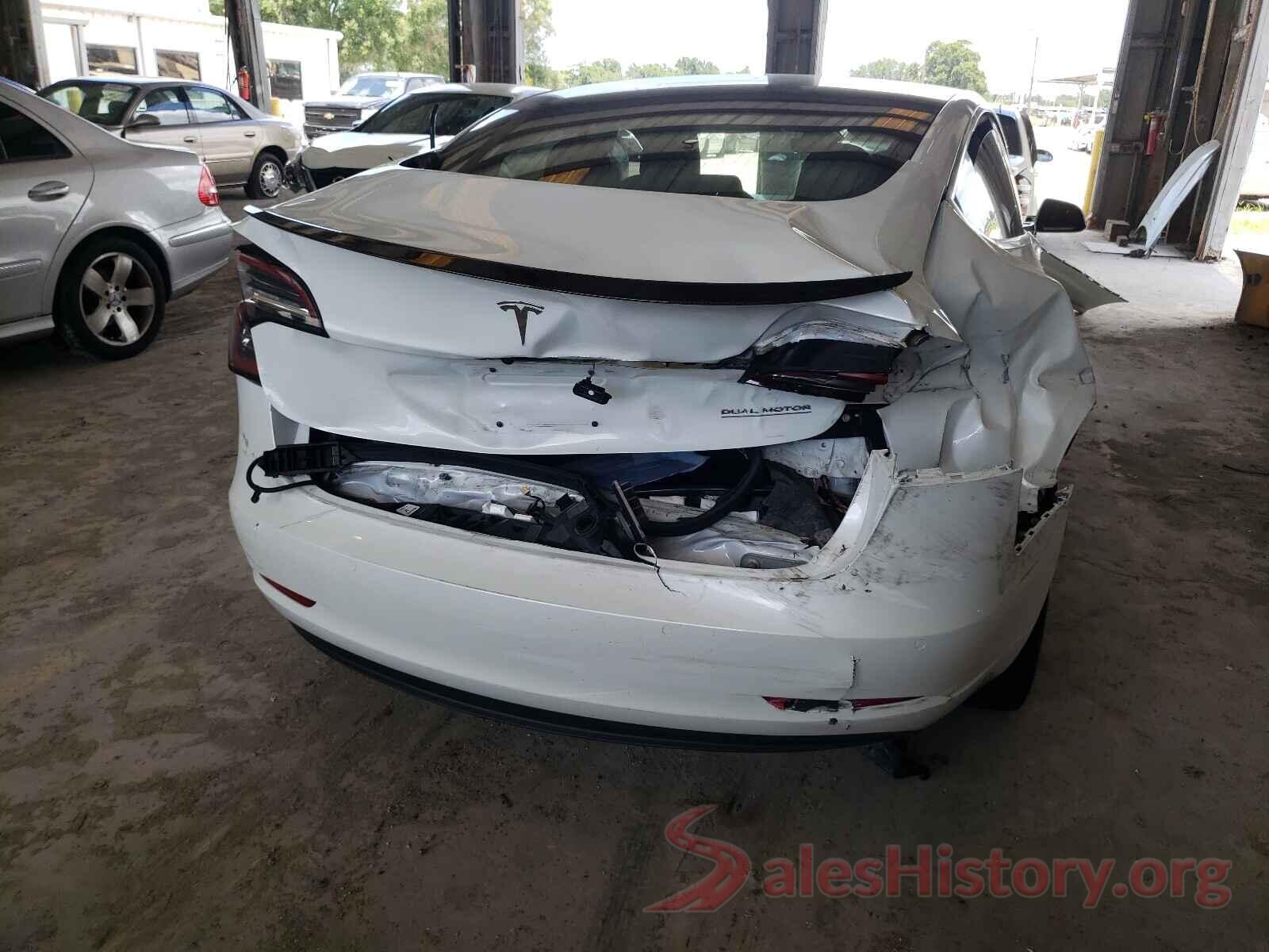 5YJ3E1EBXJF093871 2018 TESLA MODEL 3